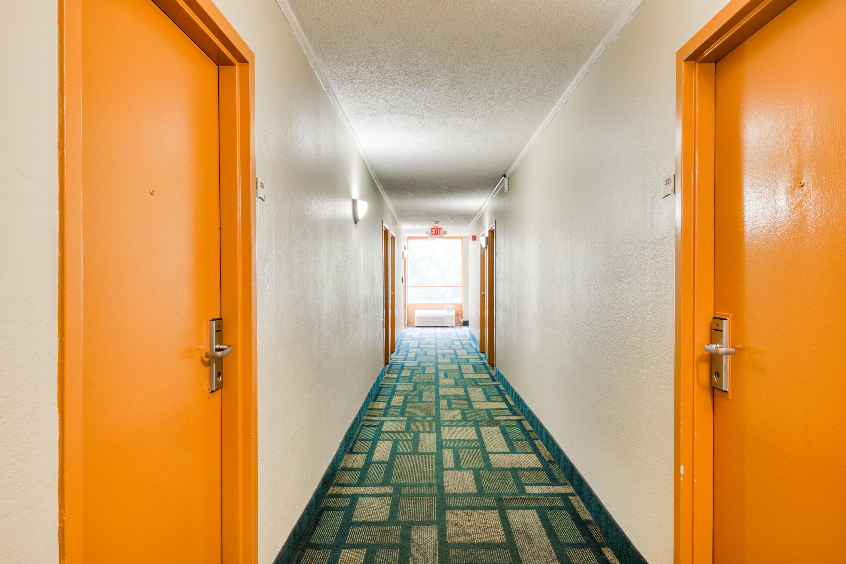 Baymont By Wyndham Williamsburg Hotel Exterior photo