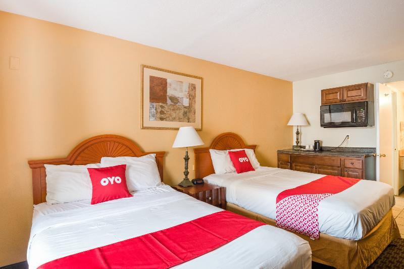 Baymont By Wyndham Williamsburg Hotel Exterior photo